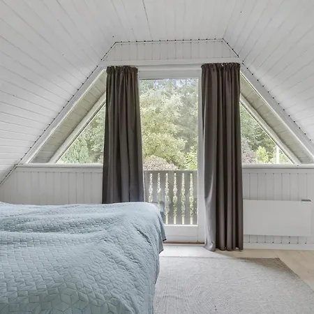 3 Bedroom Stunning In 度假居 霍伊斯莱乌