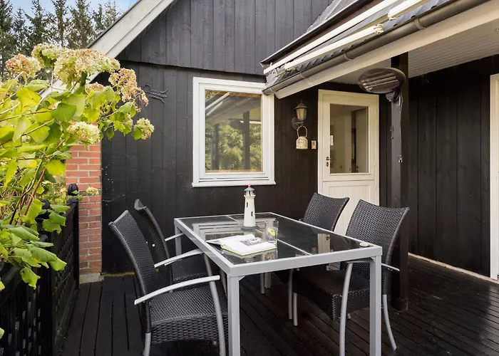 Holiday home 3 Bedroom Stunning In